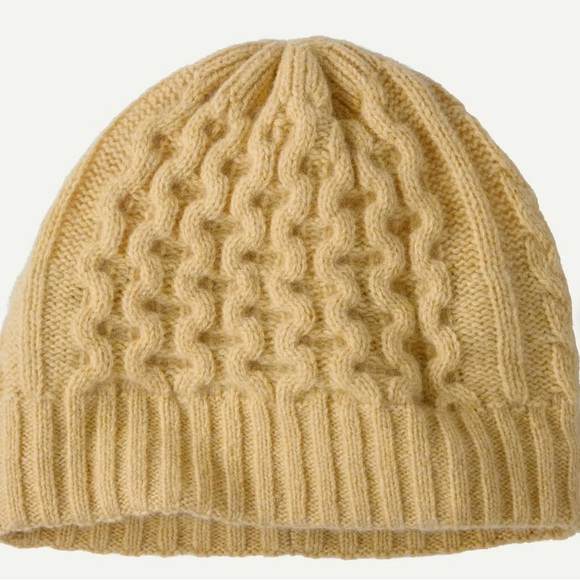 Patagonia Other - Patagonia Coastal Cable Beanie Cozy Color: Beeswax Tan NWOT